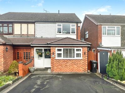 Rainham Close, 3 bedroom Semi Detached House for sale, £275,000