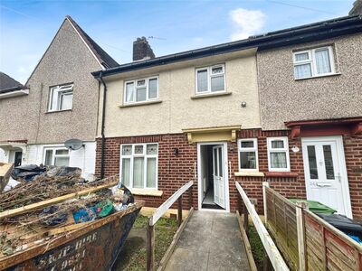 Lilac Road, 3 bedroom Mid Terrace House to rent, £1,000 pcm