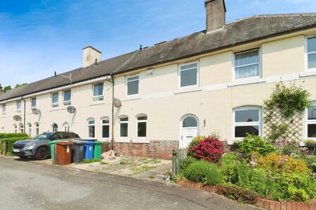 3 bedroom Mid Terrace House for sale