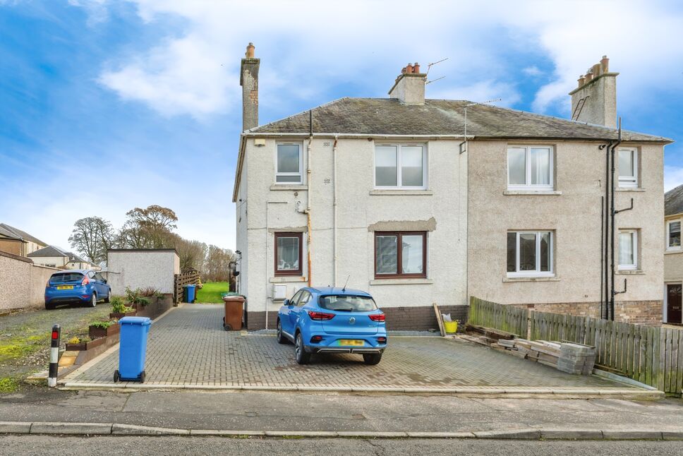 Main image of 1 bedroom  Flat for sale, East Avenue, Blairhall, Fife, KY12