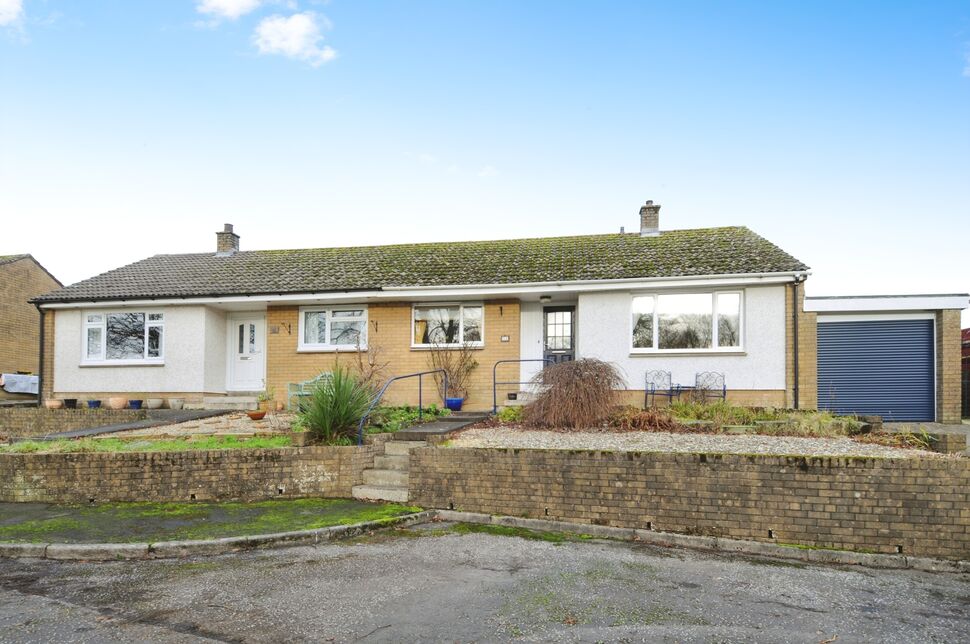 2 bedroom Semi Detached Bungalow for sale