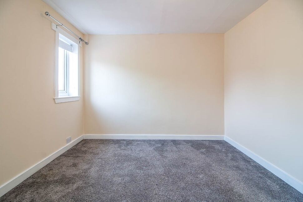 Main image of 3 bedroom Mid Terrace House to rent, Myrekirk Terrace, Dundee, DD2