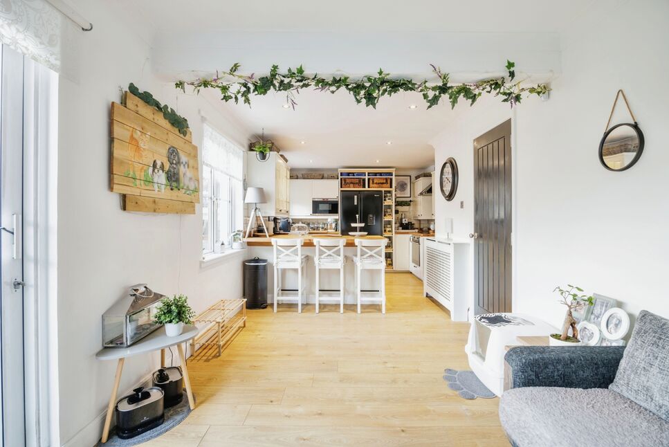 Kitchen Family Room