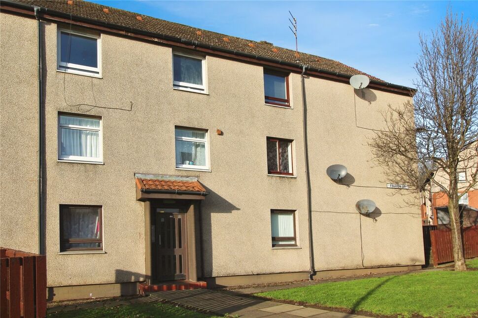 Main image of 3 bedroom  Flat for sale, Finavon Street, Dundee, Angus, DD4