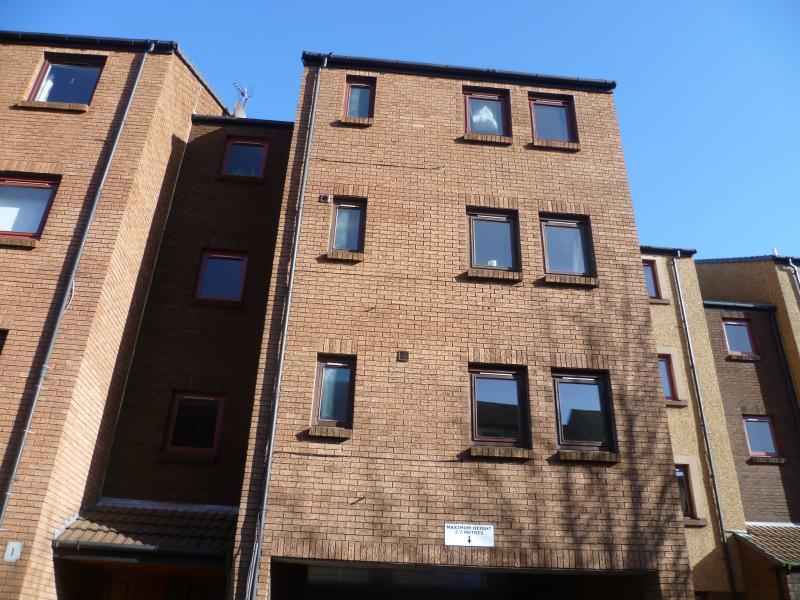 Main image of 1 bedroom  Flat to rent, (2) Coxfield, Edinburgh, EH11