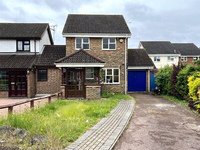 Kingsash Drive, 3 bedroom End Terrace House to rent, £2,600 pcm