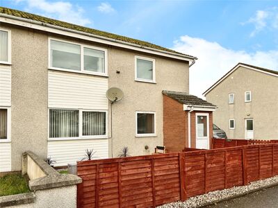 Milnefield Avenue, 2 bedroom  Flat for sale, £110,000