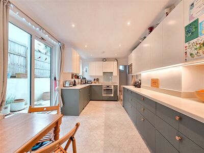 Nithdale Road, 3 bedroom Mid Terrace House for sale, £600,000