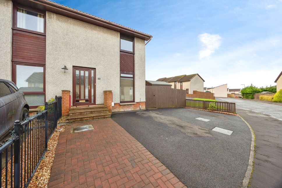 Main image of 2 bedroom End Terrace House for sale, North Bank Park, Bo'ness, Stirlingshire, EH51