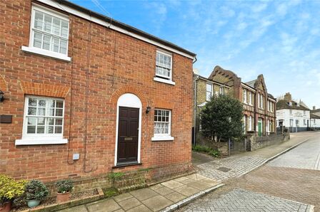 Tanners Street, 2 bedroom End Terrace House to rent, £1,200 pcm