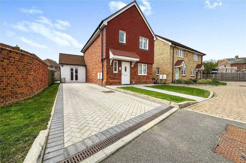 Main image of 3 bedroom Detached House to rent, Dewberry Close, Faversham, Kent, ME13