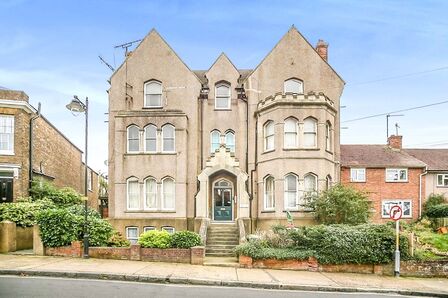 South Road, 1 bedroom  Flat for sale, £180,000