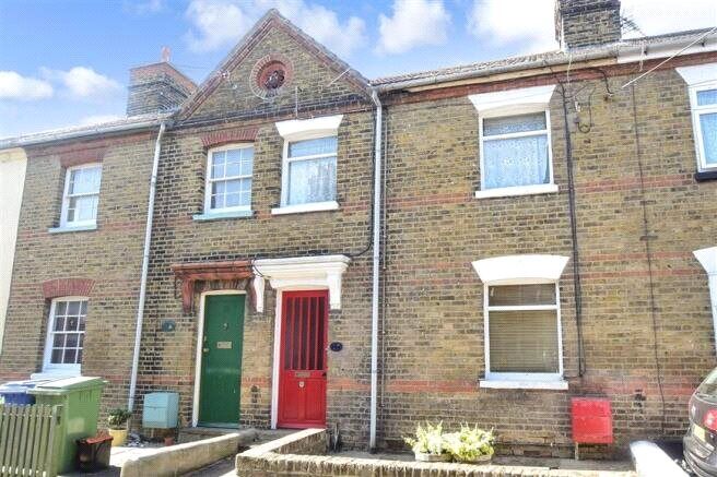 3 bedroom Mid Terrace House for sale