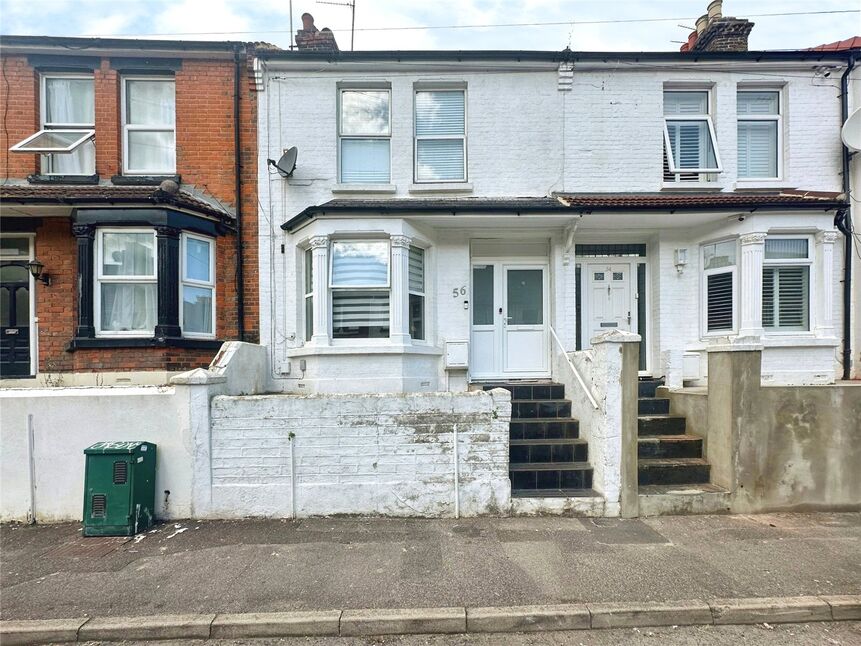 4 bedroom Mid Terrace House for sale