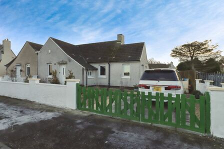 Dundonald Park, 2 bedroom Semi Detached Bungalow for sale, £129,950