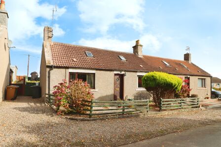 2 bedroom Semi Detached Bungalow for sale