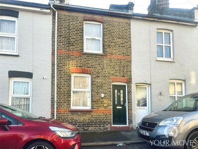 2 bedroom Mid Terrace House to rent