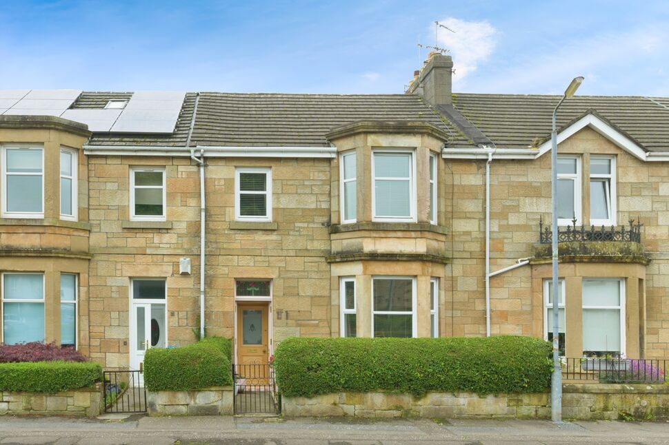 3 bedroom Mid Terrace House for sale