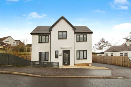 4 bedroom Detached House to rent