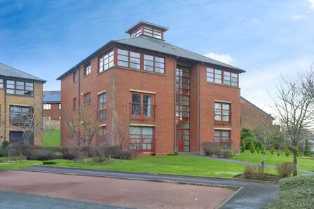 Lymekilns Road, 2 bedroom  Flat for sale, £190,000