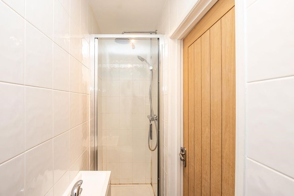 En-Suite Shower / WC