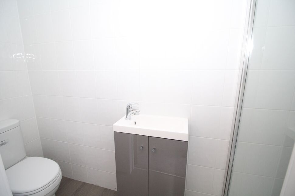 En-Suite Shower / WC