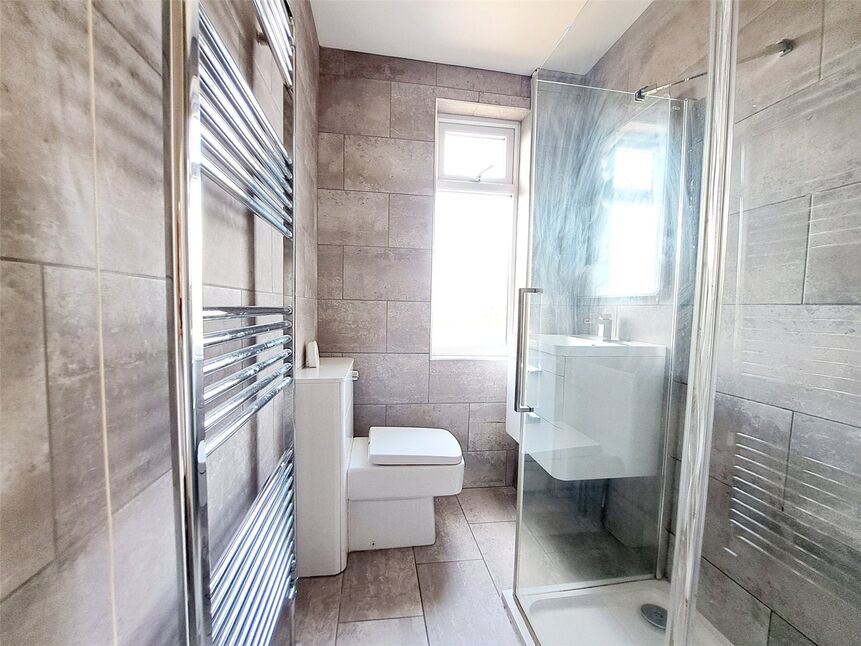 Shower Room / Wc