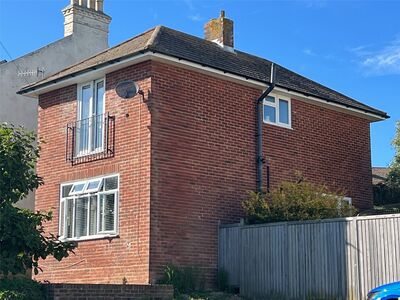 Alfred Road, 2 bedroom Detached House for sale, £335,000