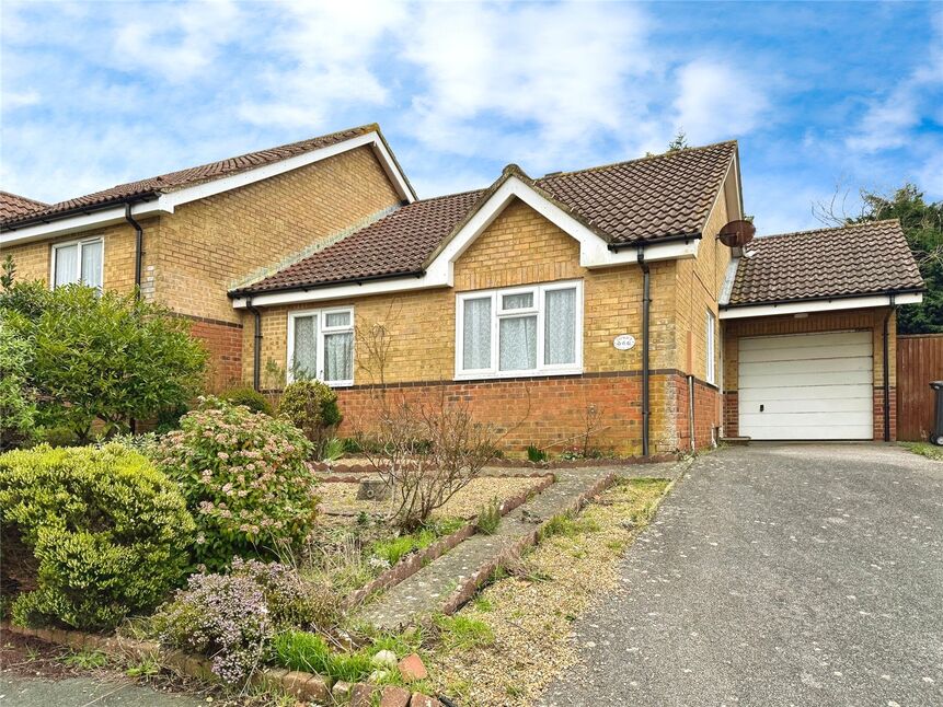 2 bedroom Semi Detached Bungalow for sale