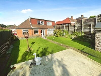 Parker Road, 4 bedroom Semi Detached House for sale, £305,000