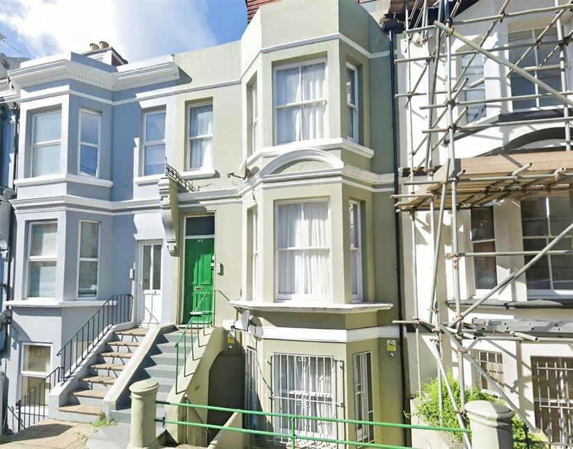 Main image of 1 bedroom  Flat for sale, Queens Road, Hastings, East Sussex, TN34