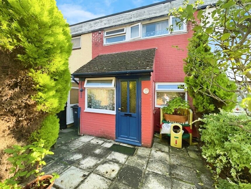 Main image of 3 bedroom Mid Terrace House for sale, Hollington Old Lane, St. Leonards-on-Sea, East Sussex, TN38