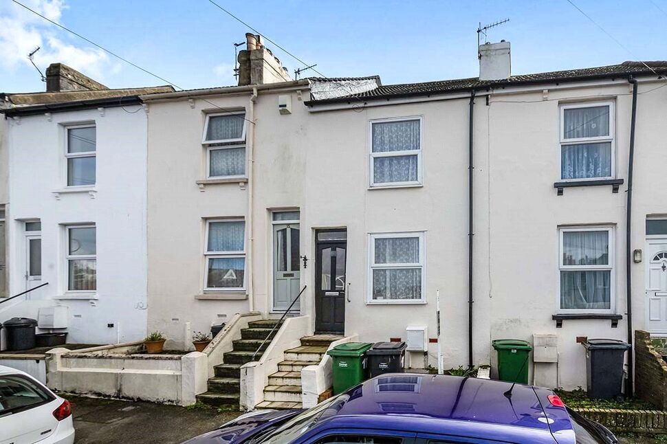 Main image of 2 bedroom Mid Terrace House for sale, Sandown Road, Hastings, East Sussex, TN35