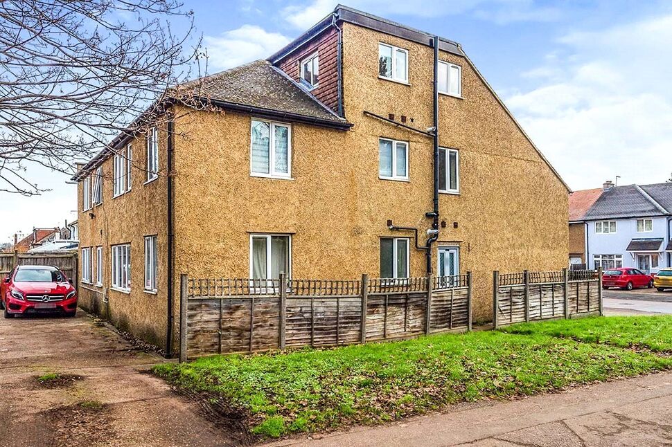 Main image of 1 bedroom  Flat to rent, Shenley Lane, London Colney, Hertfordshire, AL2