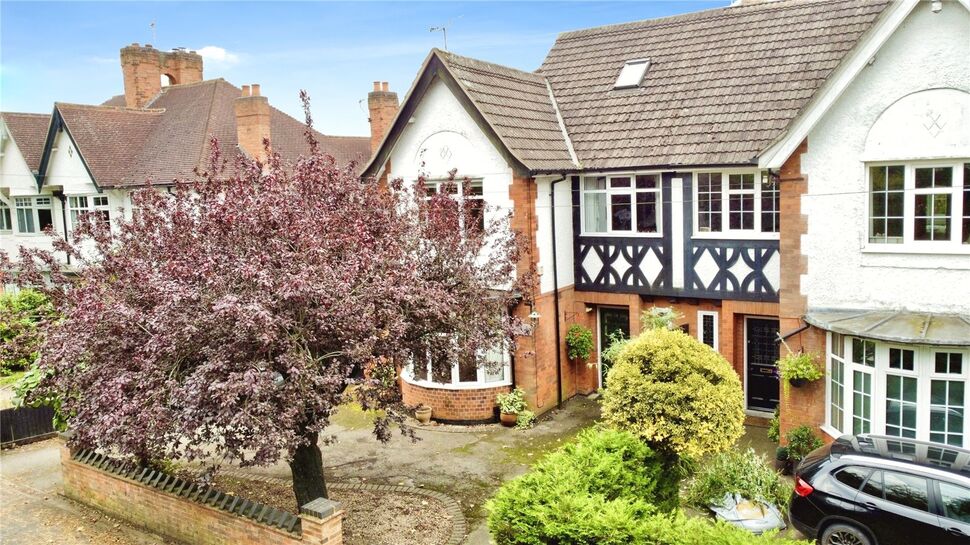 Main image of 5 bedroom Semi Detached House for sale, Shilton Road, Barwell, Leicestershire, LE9