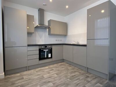 2 bedroom  Flat to rent