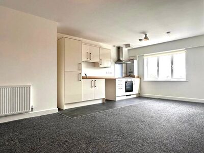 2 bedroom  Flat to rent