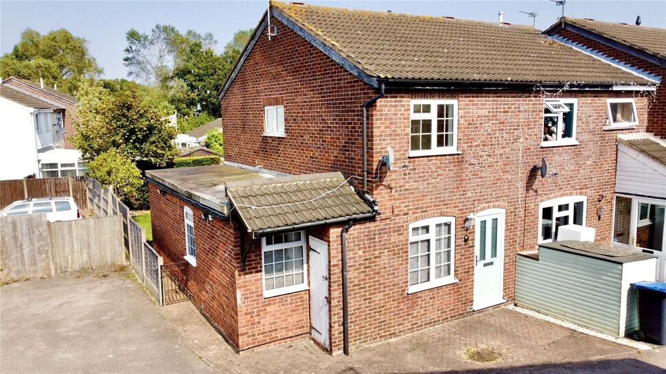 Main image of 3 bedroom End Terrace House for sale, Kerry Close, Barwell, Leicestershire, LE9