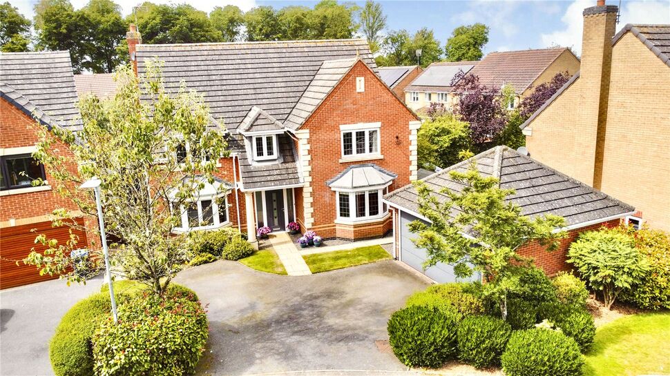 5 bedroom Detached House for sale