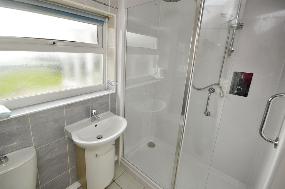 Shower Room WC