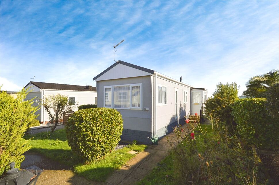 Main image of 1 bedroom Detached Bungalow for sale, Kingsmead Park, Allhallows, Kent, ME3