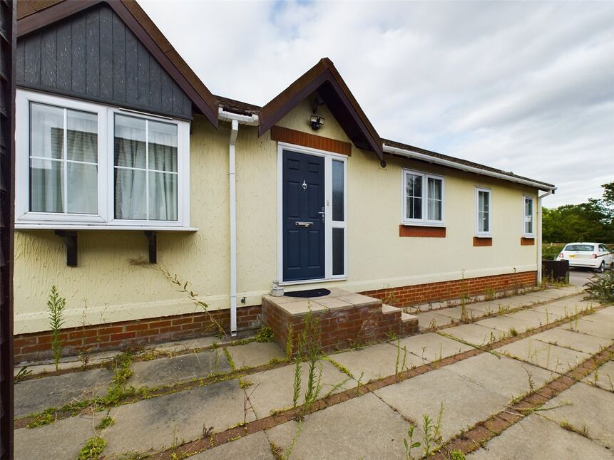 Main image of 1 bedroom  Property for sale, Sunset Drive, Havering-Atte-Bower, Romford, RM4