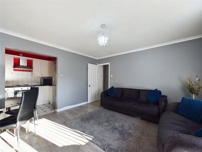 Veronica Close, 2 bedroom  Flat for sale, £250,000