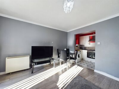 2 bedroom  Flat for sale