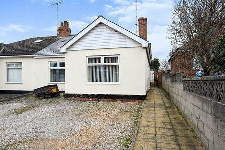 Belper Road, 2 bedroom Semi Detached Bungalow for sale, £225,000