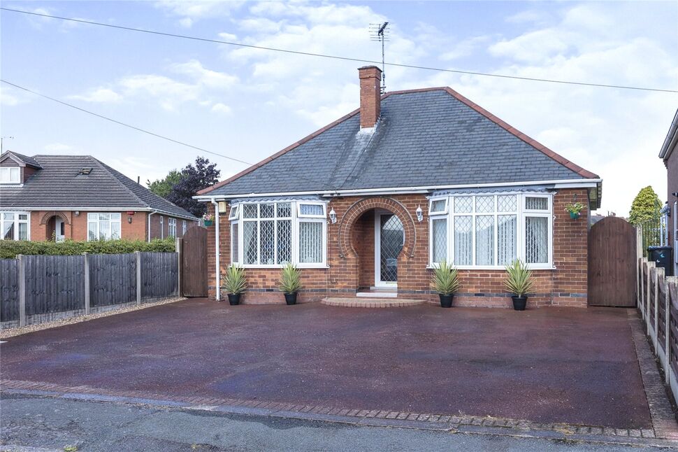 2 bedroom Detached Bungalow for sale