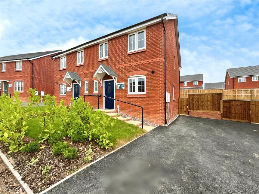 Main image of 3 bedroom Semi Detached House to rent, Butterworth Road, Sutton-in-Ashfield, Nottinghamshire, NG17