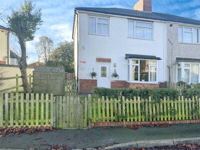 Broadway, 3 bedroom Semi Detached House for sale, £170,000