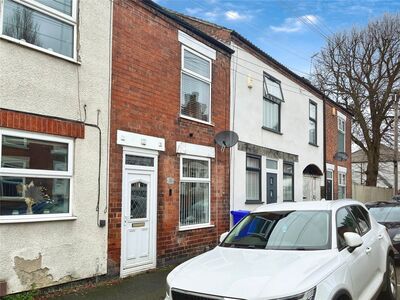 2 bedroom Mid Terrace House for sale