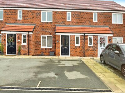 Slater Way, 3 bedroom Mid Terrace House for sale, £205,000